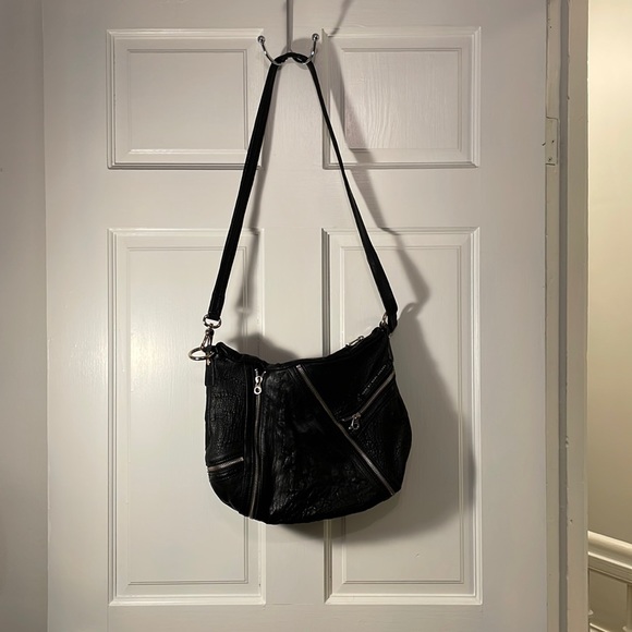 Marc by Marc Jacobs black leather zipper bag - Picture 1 of 5